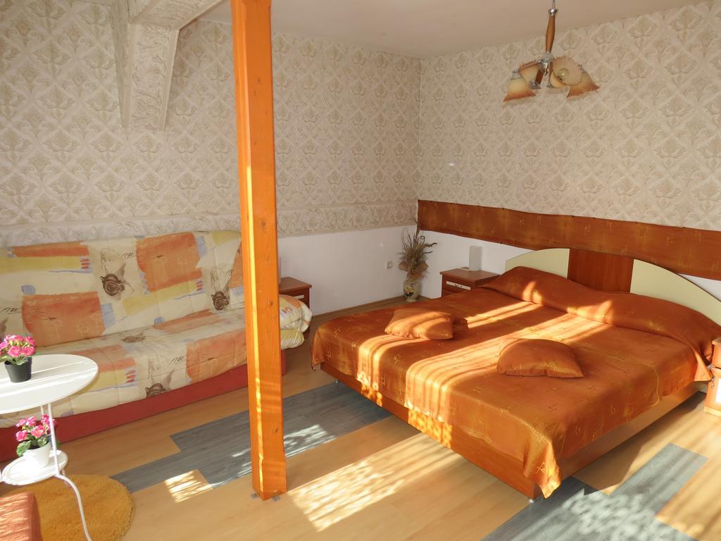 Family Hotel Lebed Nesebar Kamer foto