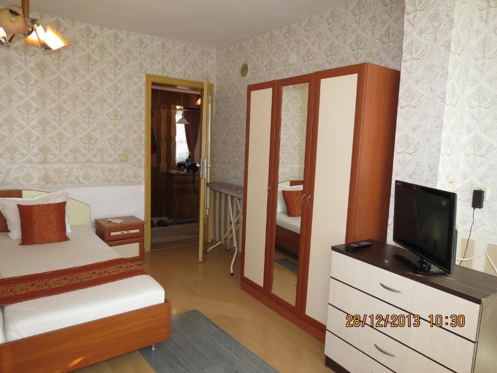 Family Hotel Lebed Nesebar Kamer foto